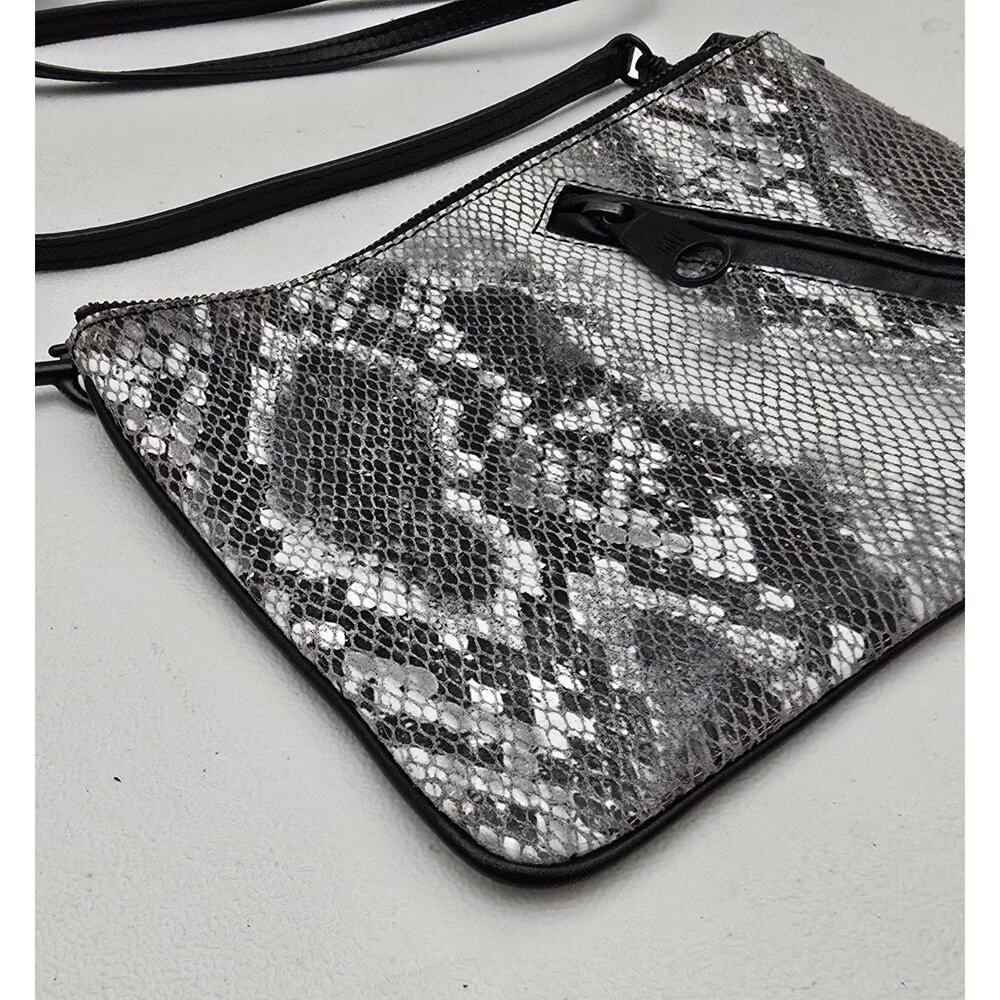GAP Small Black & Gray PYTHON PRINT Textured Leather Slim Crossbody Shoulder Bag - Picture 5 of 11